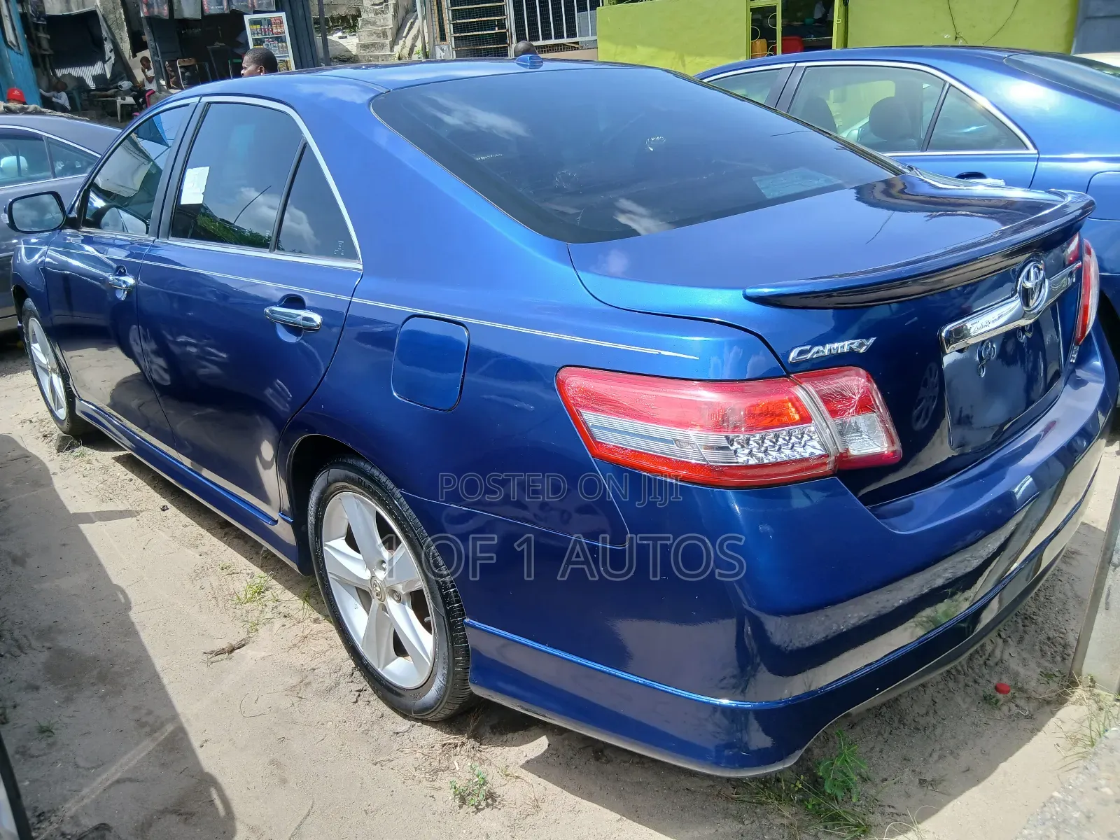 Toyota Camry SE 4dr Sedan (2.5L 4cyl 6A) 2011 Blue