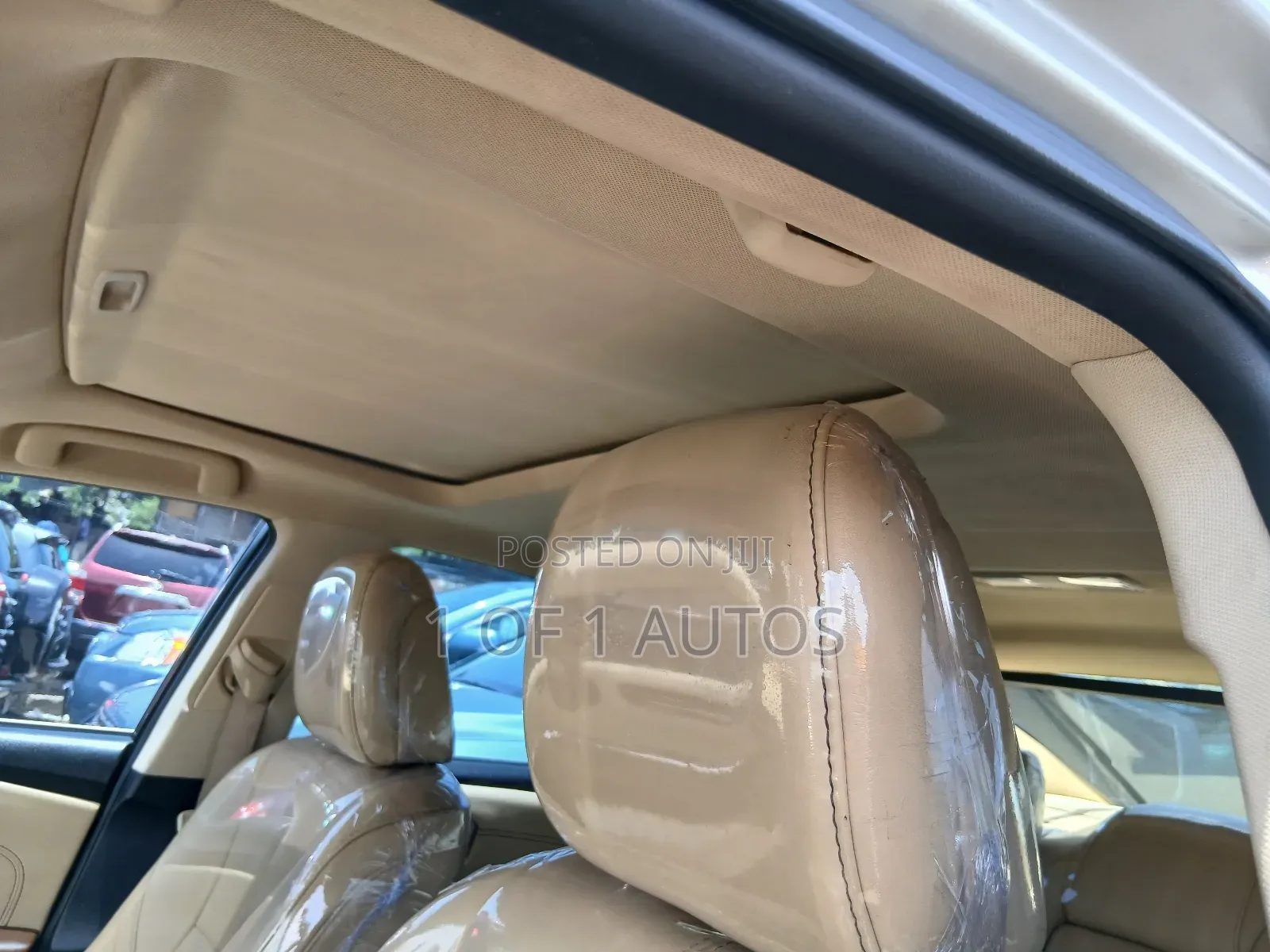 Toyota Avalon Limited 4dr Sedan (3.5L 6cyl 6A) 2014 Gold