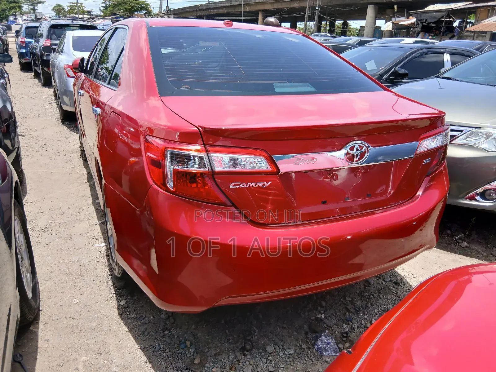Toyota Camry SE 4dr Sedan (2.5L 4cyl 6A) 2012 Red