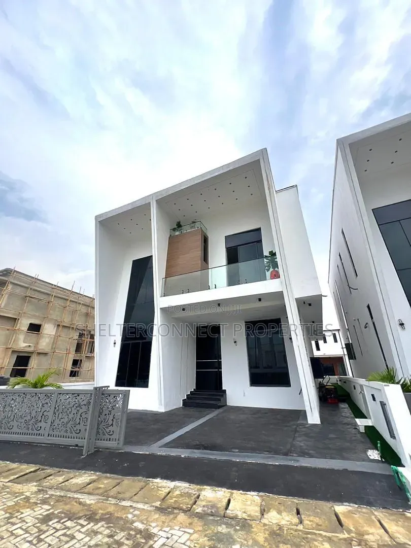 5bdrm Duplex in Lekki Expressway for sale