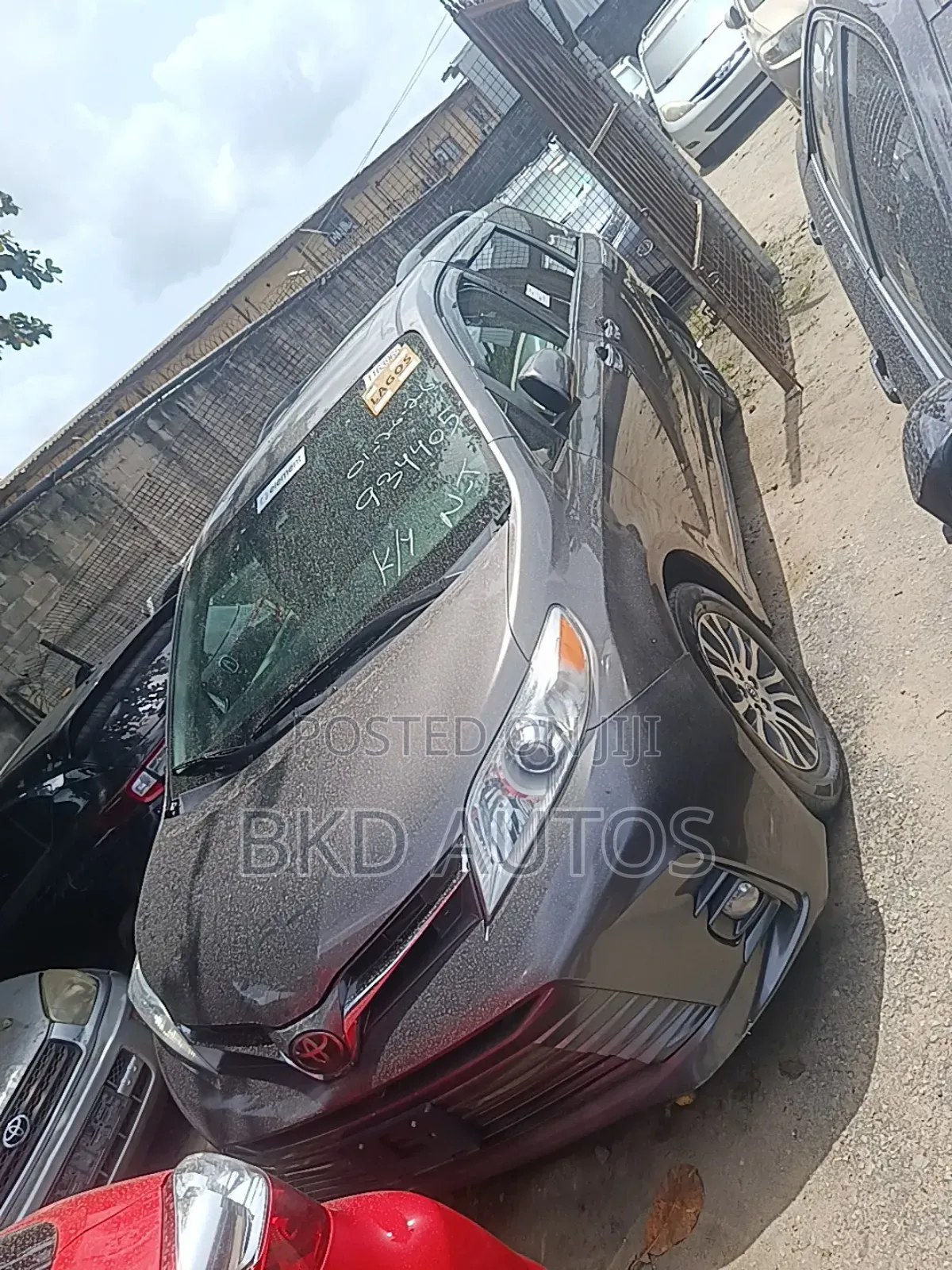 Toyota Sienna XLE AWD (3.5L 6cyl 8A) 2018 Gray