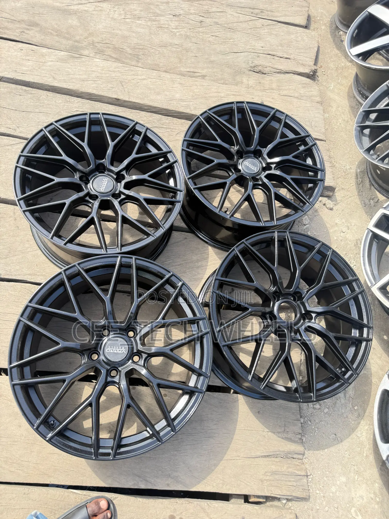 Factory 18-Inch Varro Wheels All Black