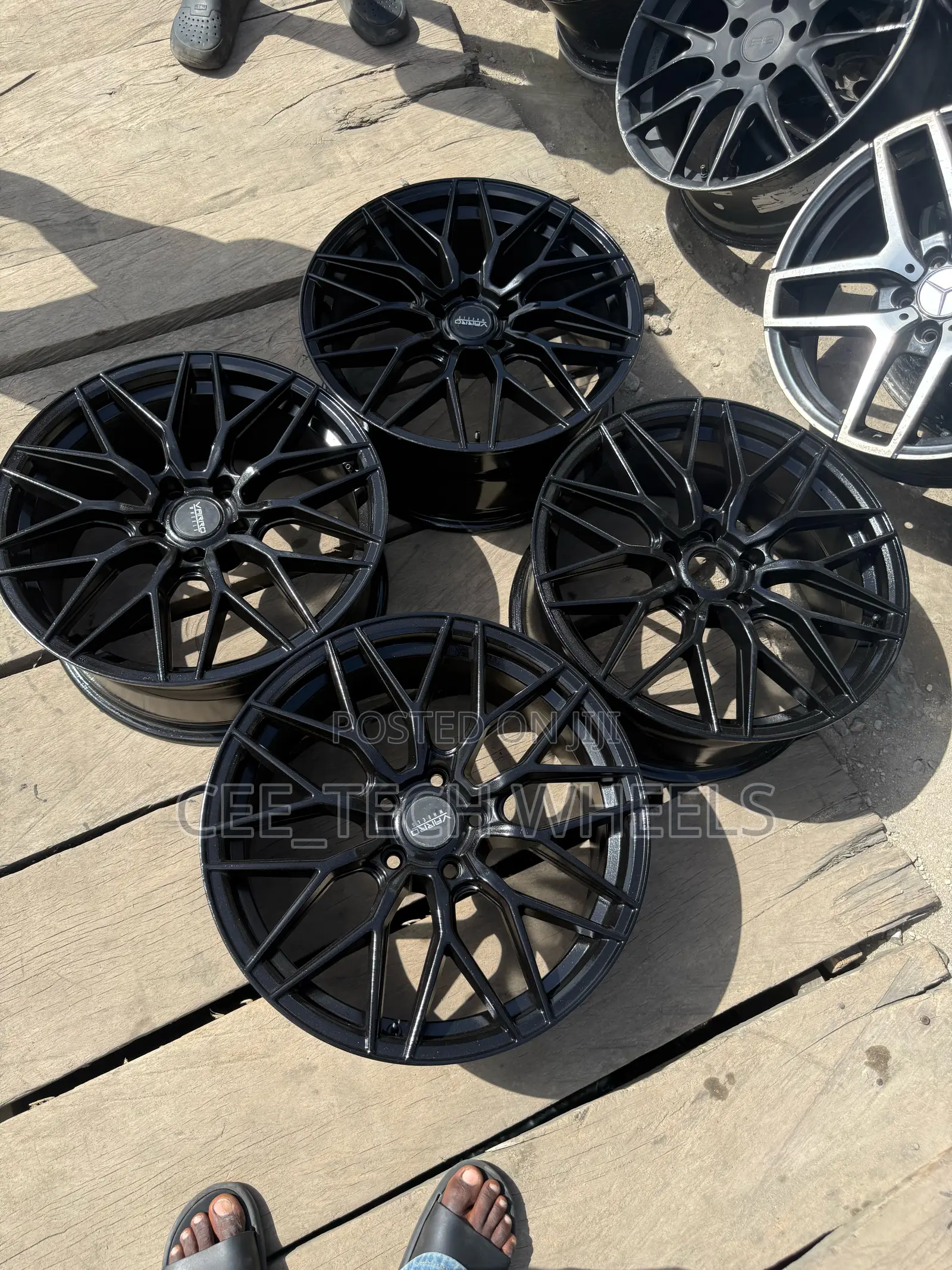 Factory 18-Inch Varro Wheels All Black