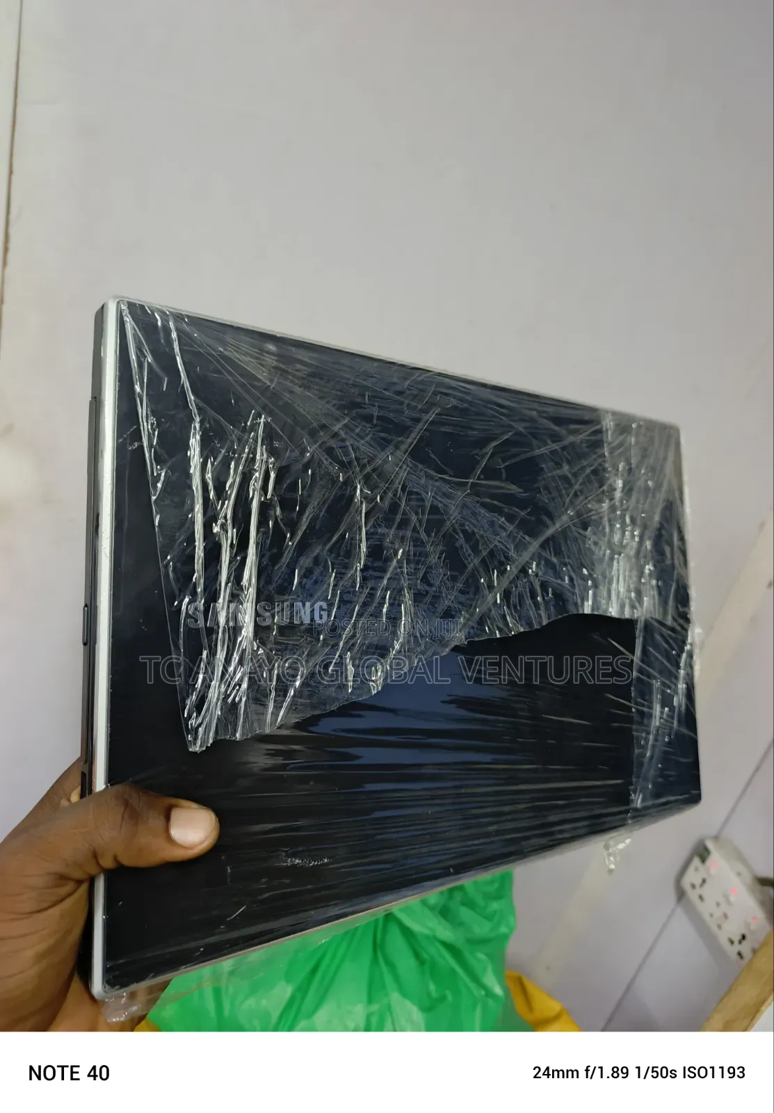 Laptop Samsung NP305V5A 8GB Intel Core i5 HDD 320GB