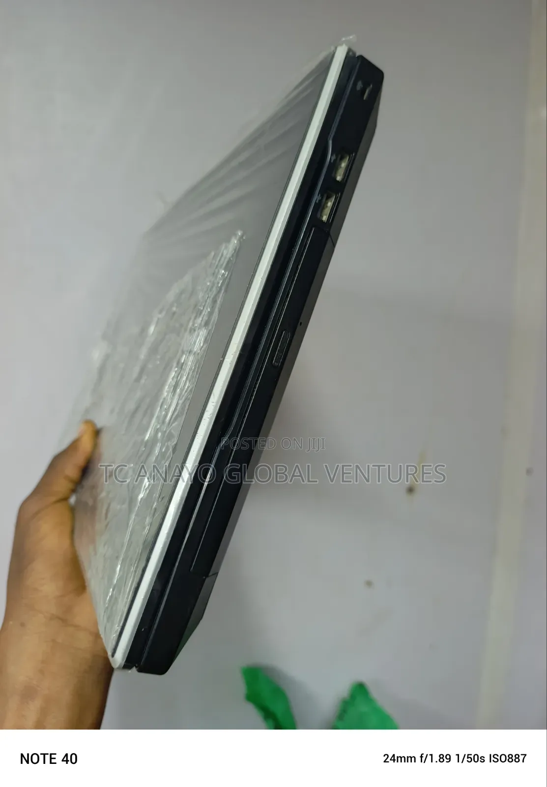 Laptop Samsung NP305V5A 8GB Intel Core i5 HDD 320GB
