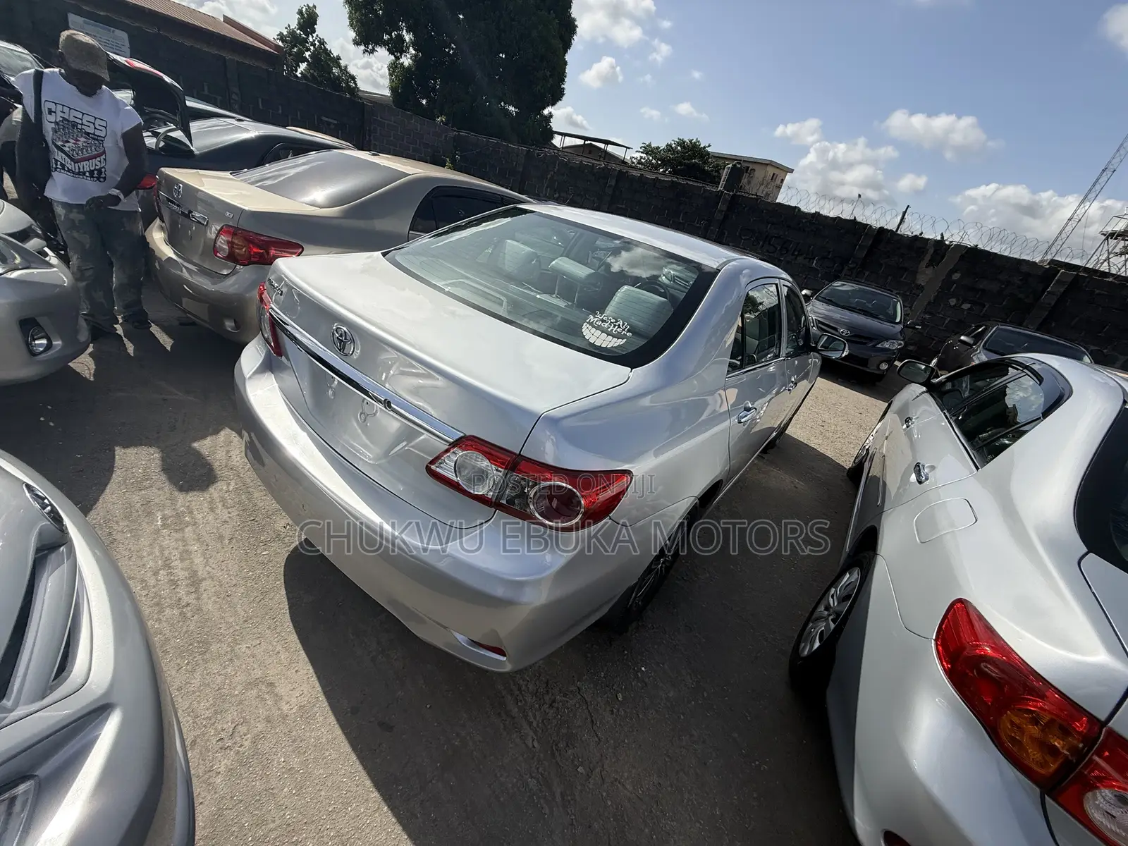 Toyota Corolla LE 4dr Sedan (1.8L 4cyl 4A) 2013 Silver