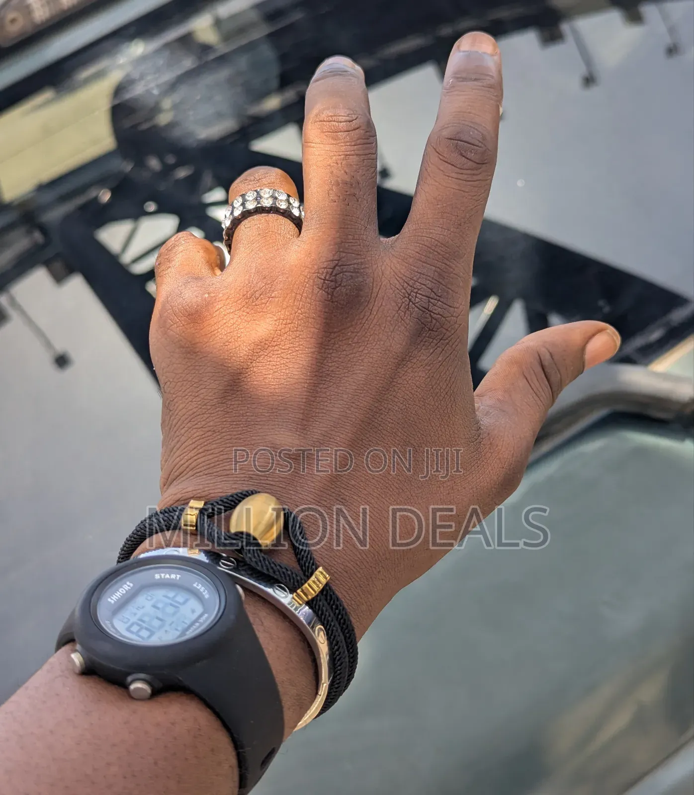 Stylish Trendy Simple Men's Bracelet Black Gold