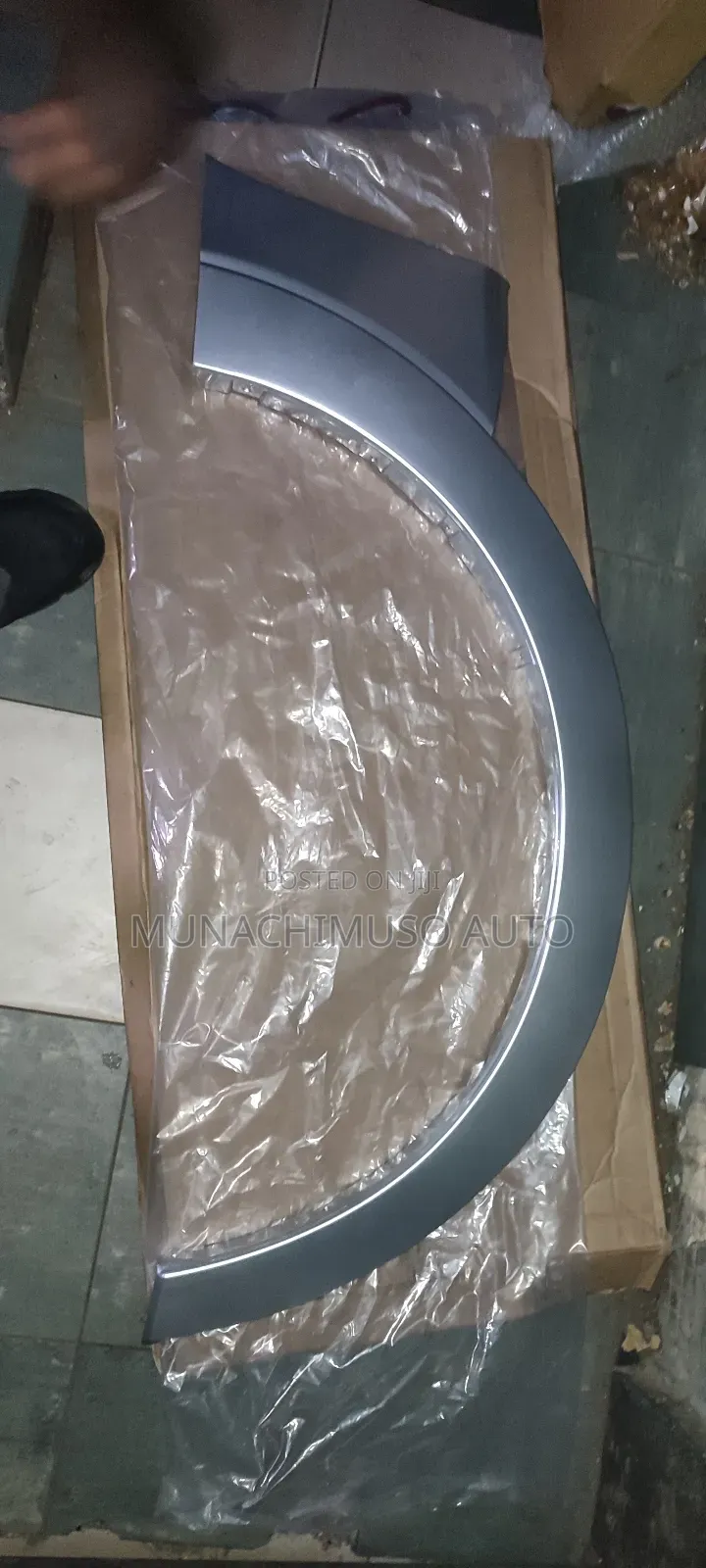 Front Fender Chrome Mitsubishi Pajero 2015/18