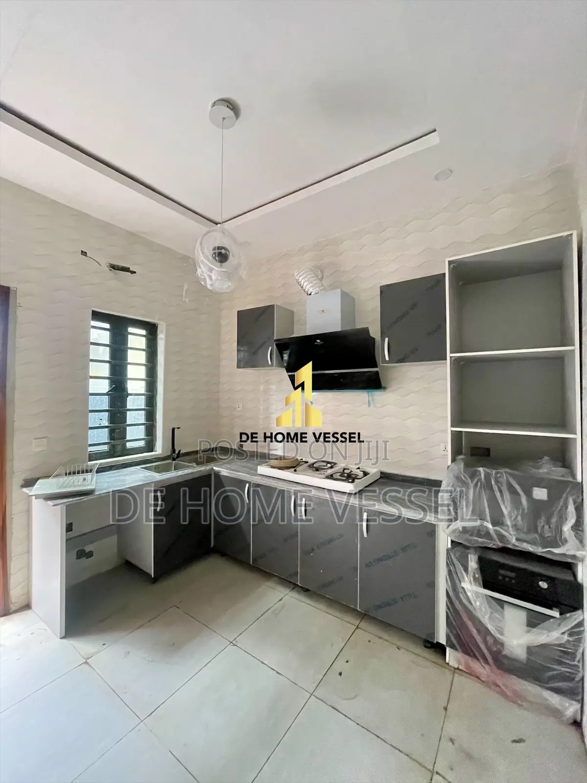 4bdrm Townhouse/Terrace in Lekki for sale