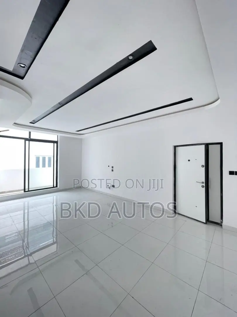 2bdrm Apartment in Ikate for sale