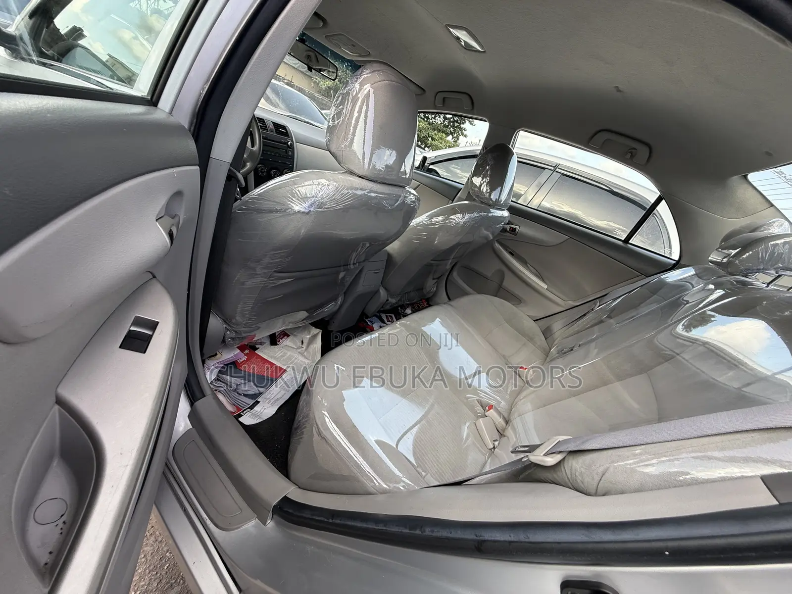 Toyota Corolla LE 4dr Sedan (1.8L 4cyl 4A) 2010 Silver