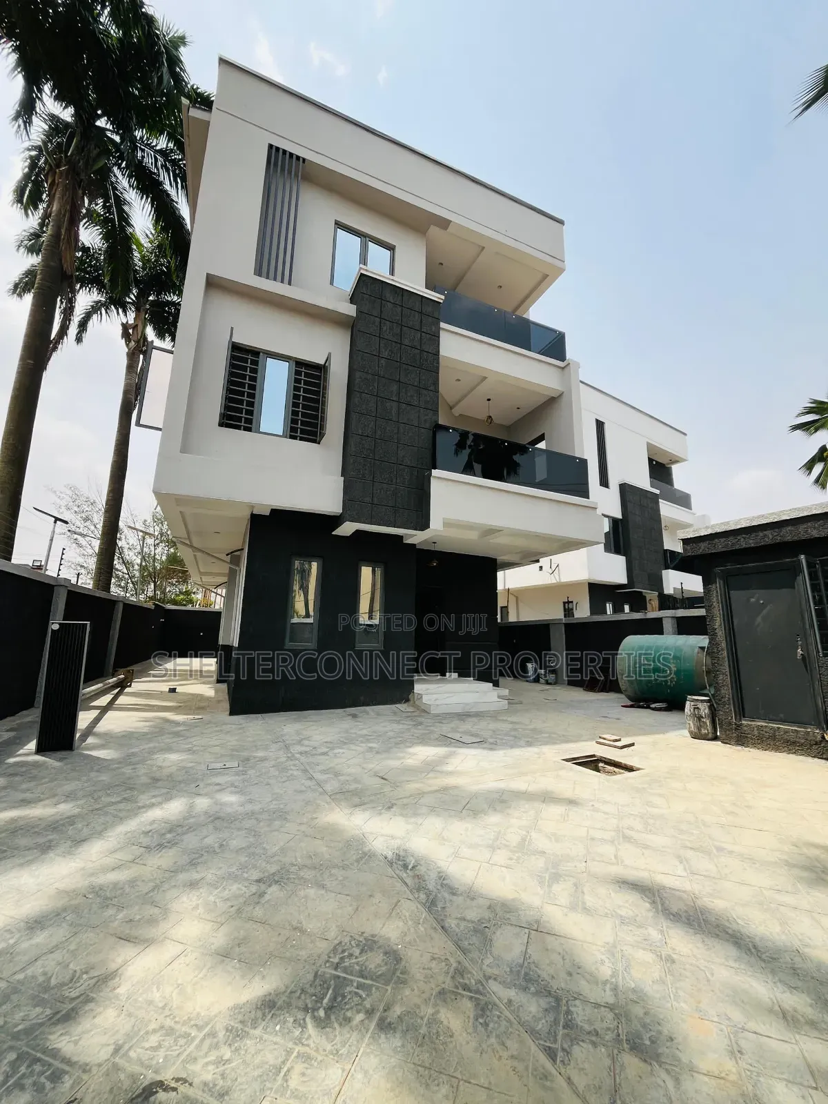 5bdrm Duplex in Omole Phase 2 for sale