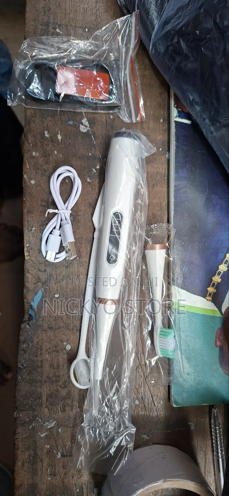 Electric Teeth Cleaner (Ultrasonic Dental Scaler)