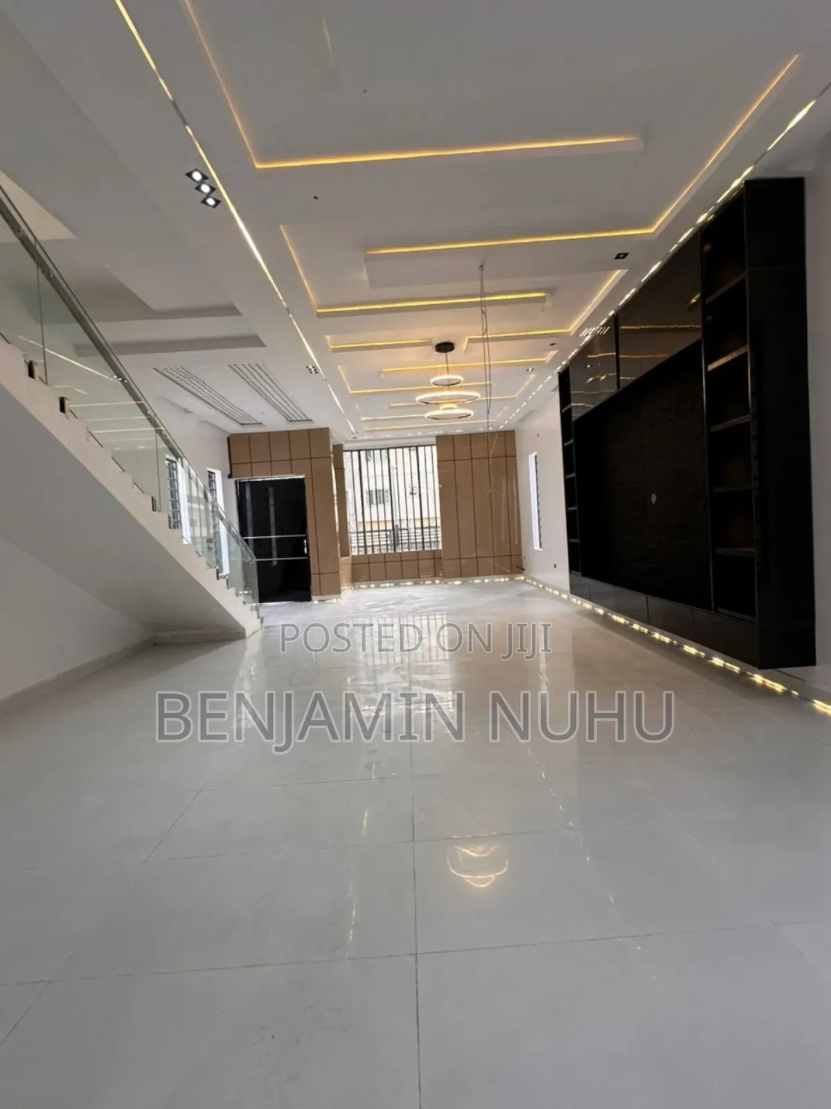 5bdrm Duplex in Oakland Estate, Off Lekki-Epe Expressway for sale