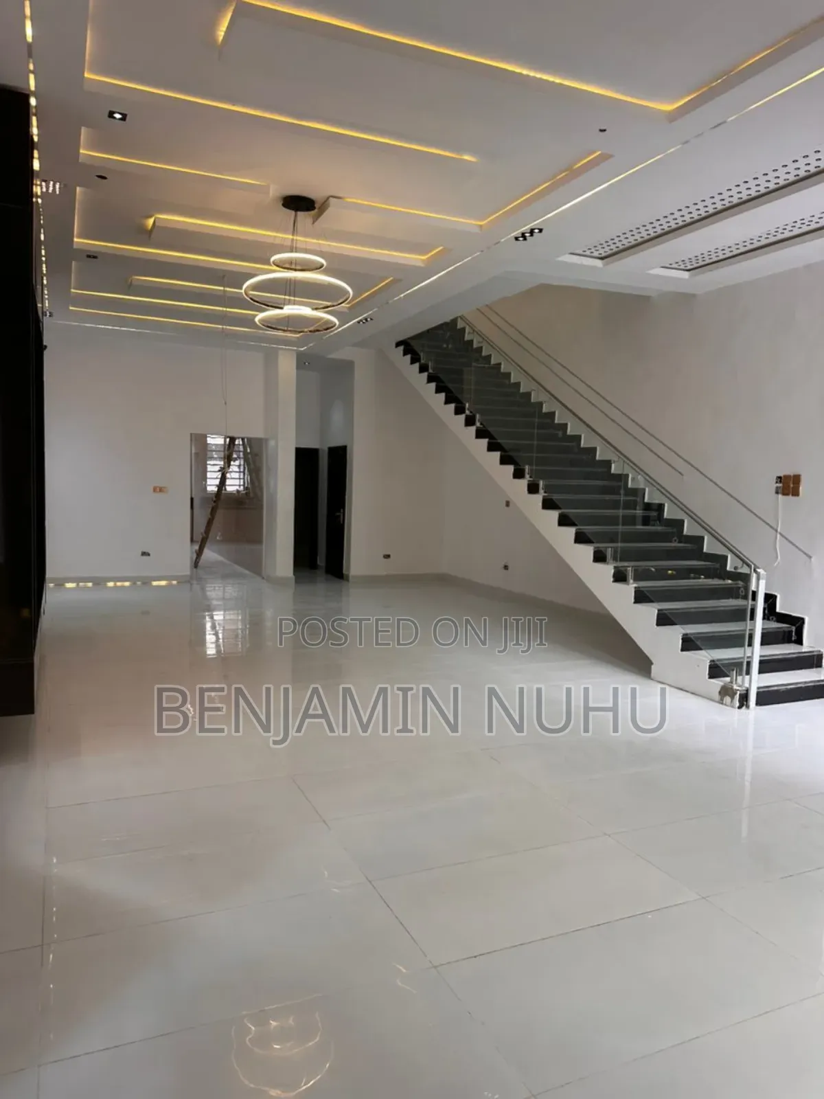 5bdrm Duplex in Oakland Estate, Off Lekki-Epe Expressway for sale