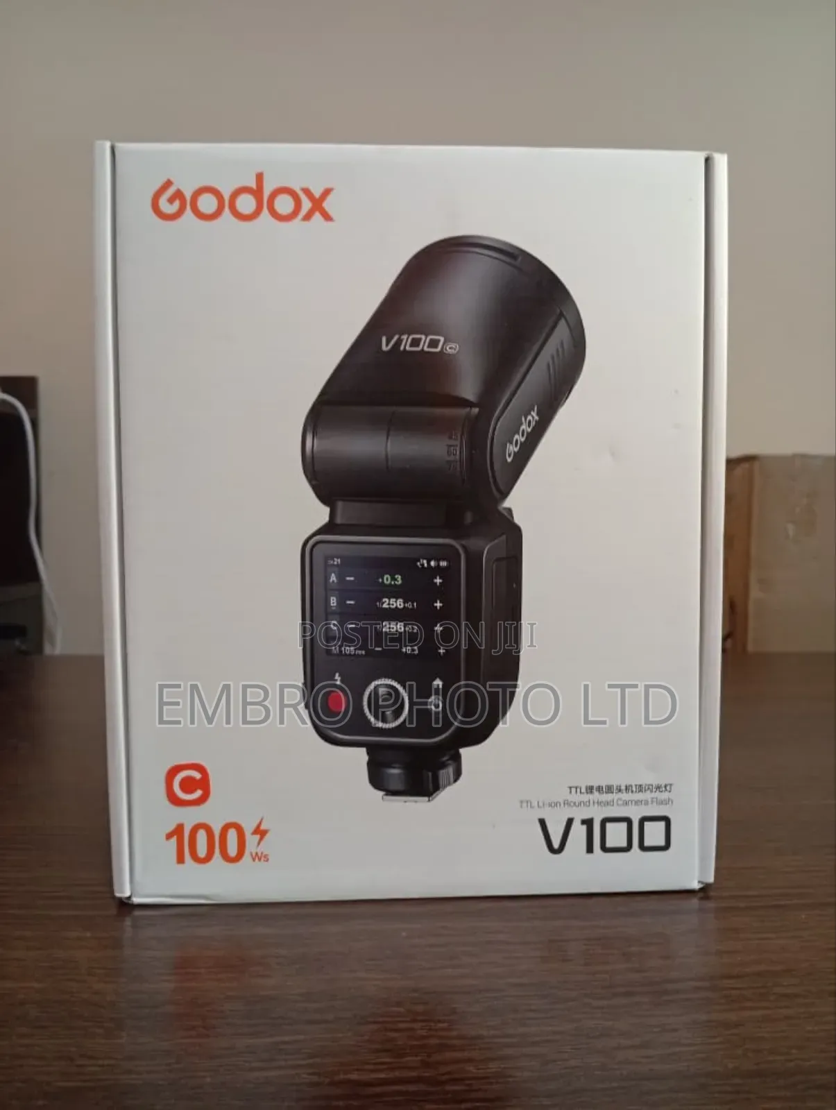 Godox Flash V100