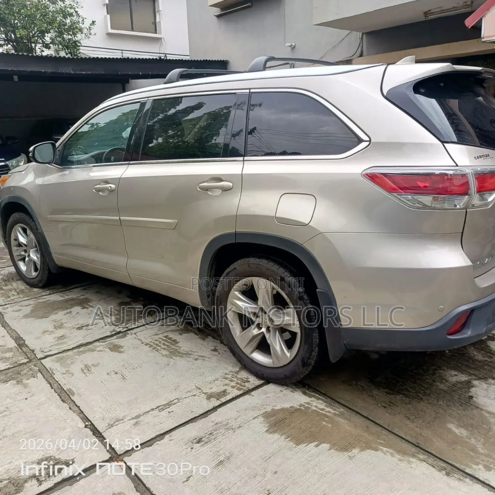 Toyota Highlander Limited 4dr SUV AWD (3.5L 6cyl 6A) 2015 Silver