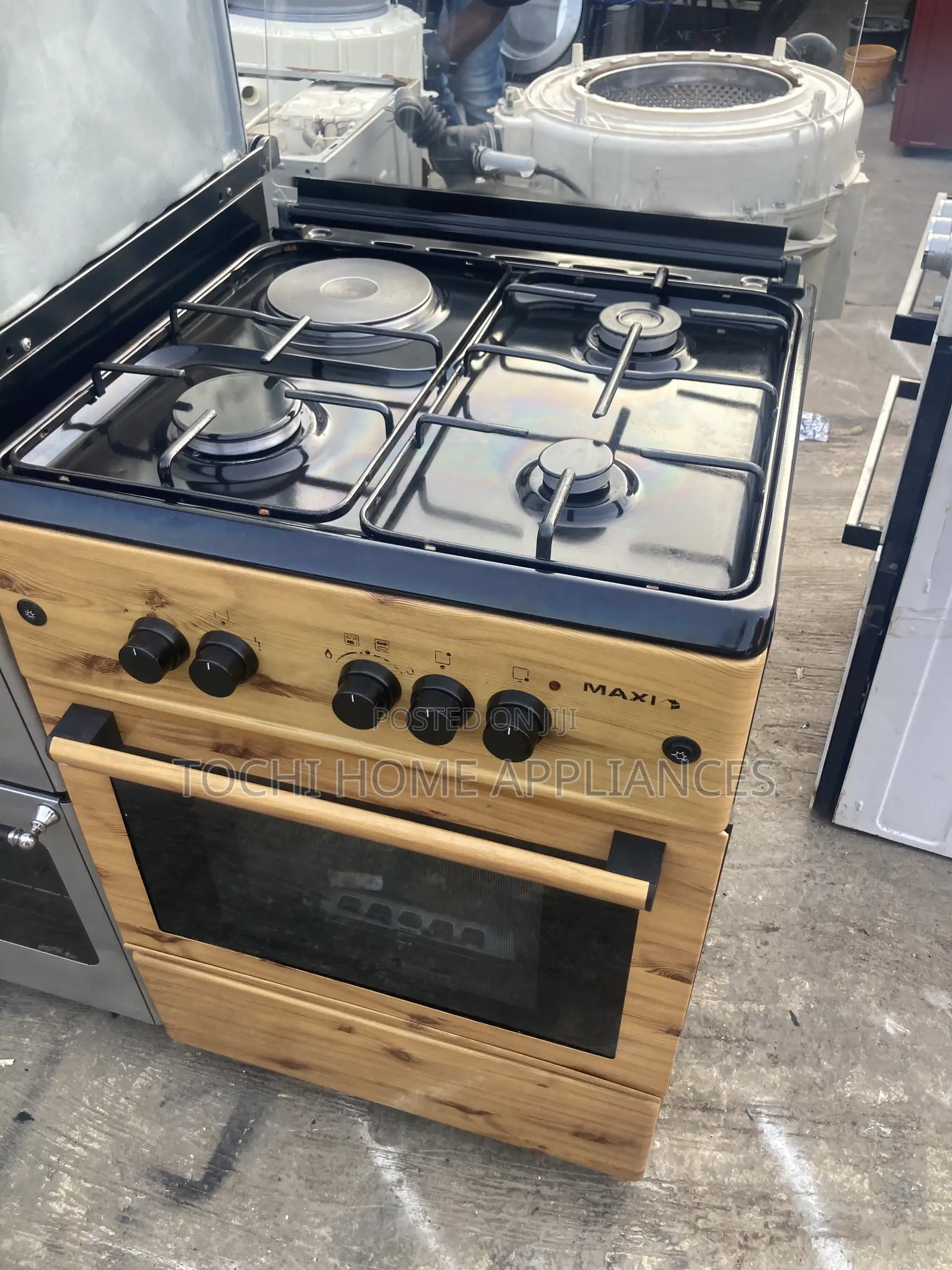 Clean Used Gas Cooker With Oven