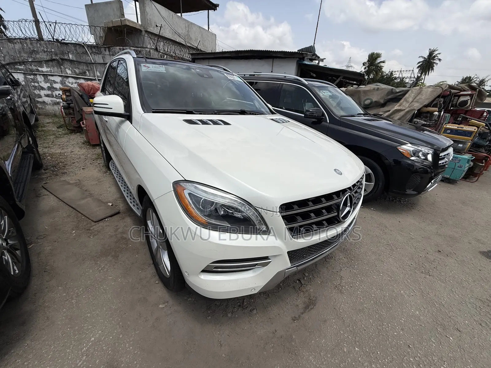 Mercedes-Benz M Class ML350 4MATIC 4dr SUV AWD (3.5L 6cyl 7A) 2014 White