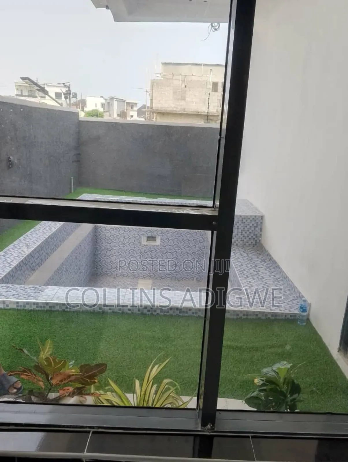 5bdrm Duplex in Blenco Sangotedo for sale