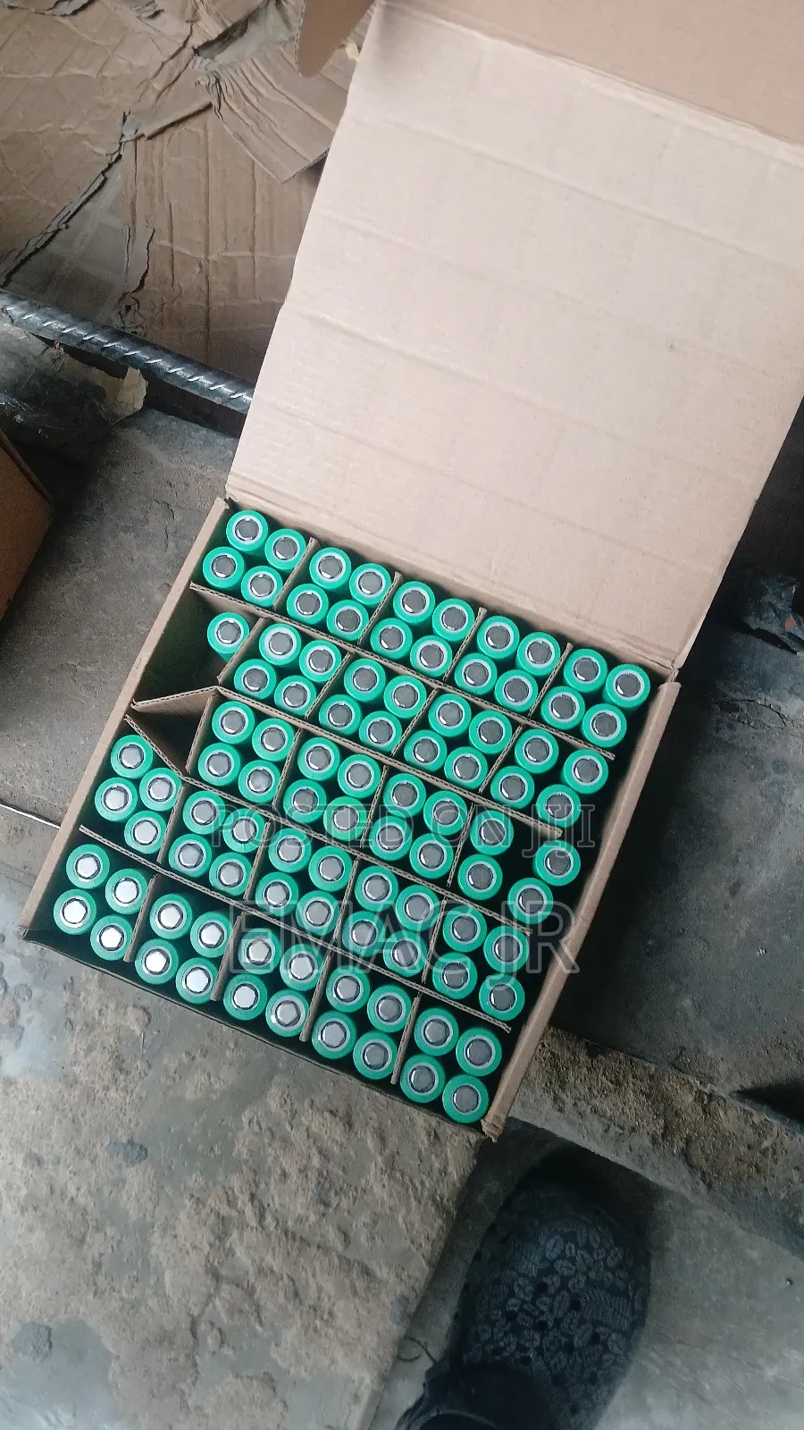 18650 Rechargeable Lithium-Ion Batteries 2000mah.
