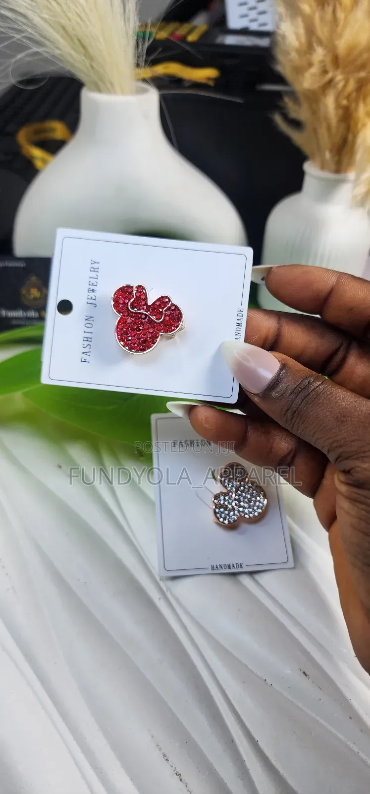 Cute Fashionable Brooch