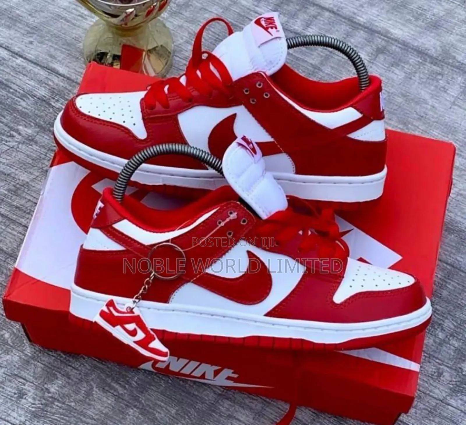 Nike Solid Unisex Sneakers Anyi 6b