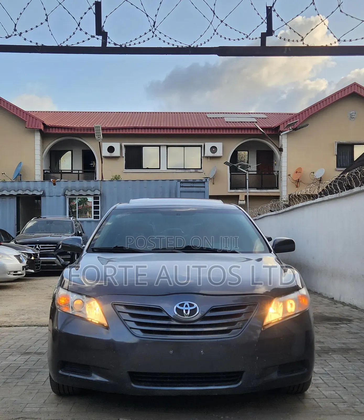 Toyota Camry LE 4dr Sedan (2.4L 4cyl 5A) 2008 Gray
