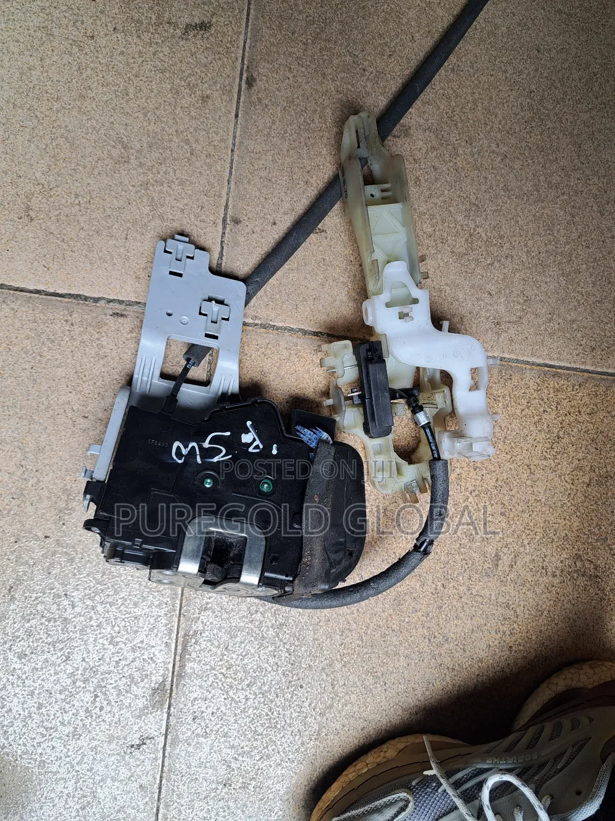 Kia Sportage 2011 and 2014 Door Lock