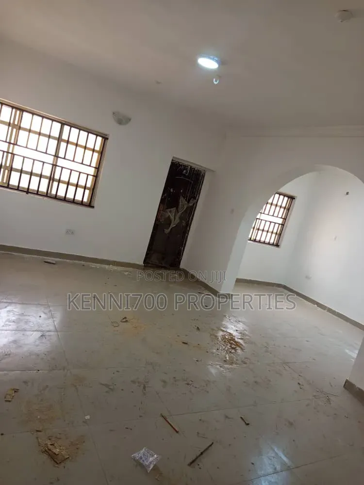 4bdrm Duplex in Bakeville Estate At for sale