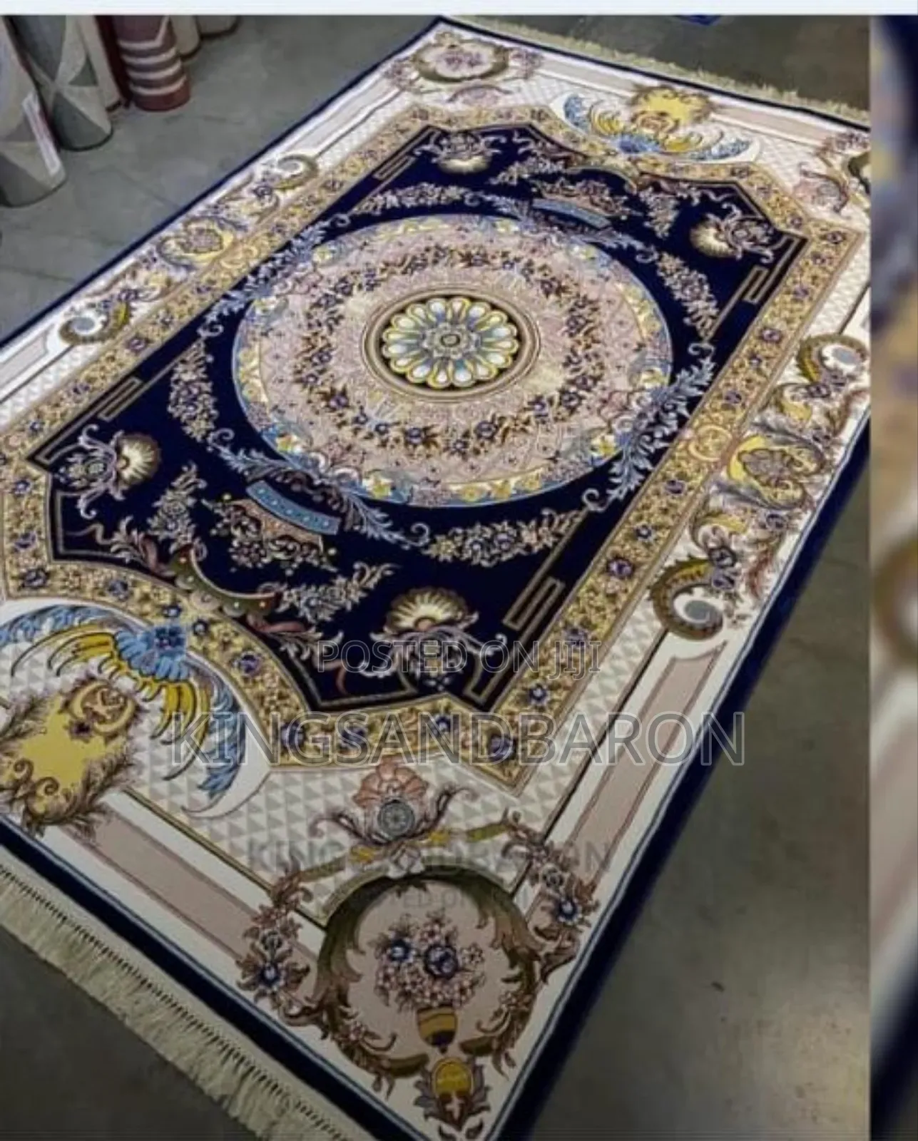 5×7fts Glod/Blue/Cream Arabian Center Rug