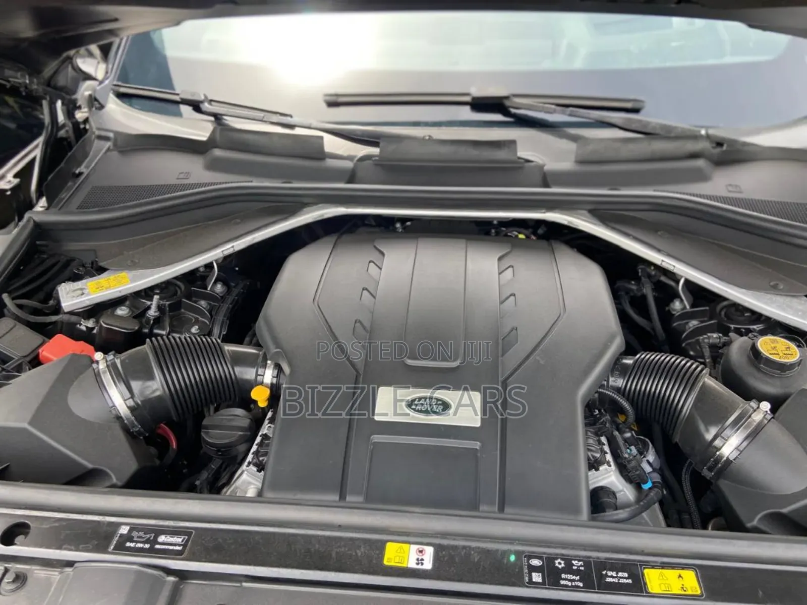 Land Rover Range Rover Vogue 2023 Black