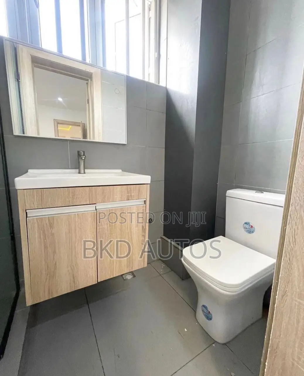2bdrm Apartment in Ikate for sale