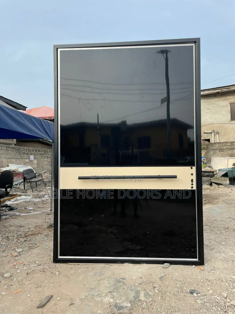 6f.T by 10f.T Pivot Security Door With Multiple Locks