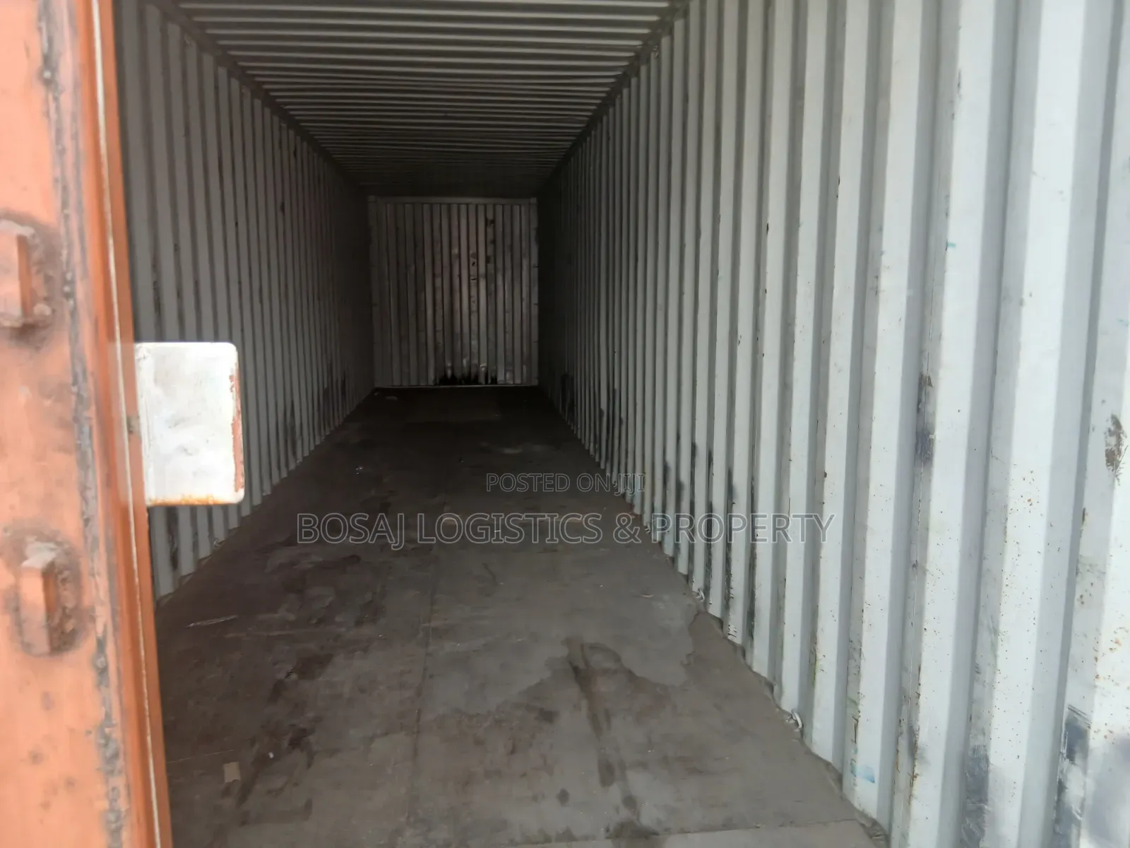40ft Dry Container Avaiable