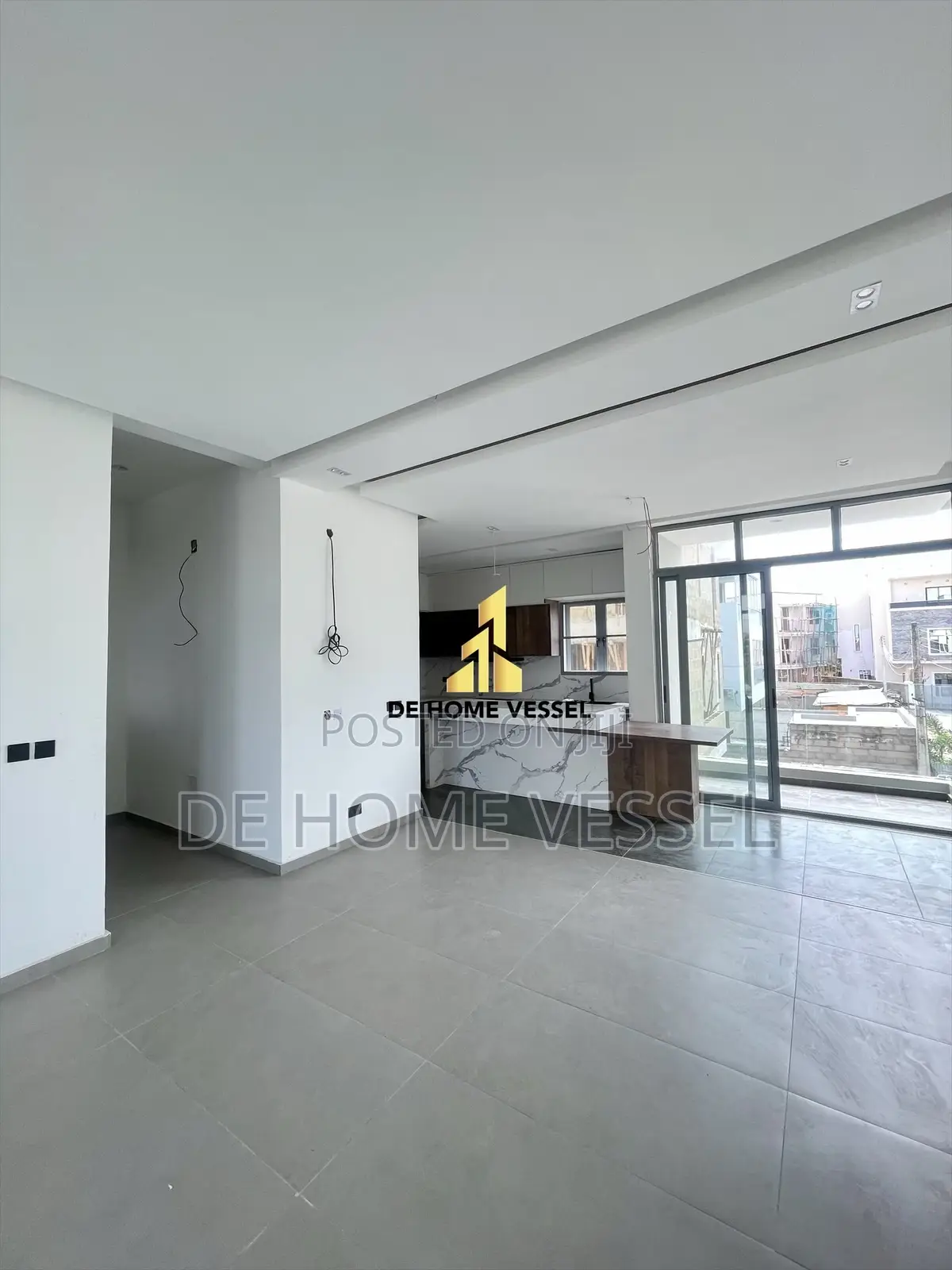 4bdrm Townhouse/Terrace in Lekki Phase 1 for sale
