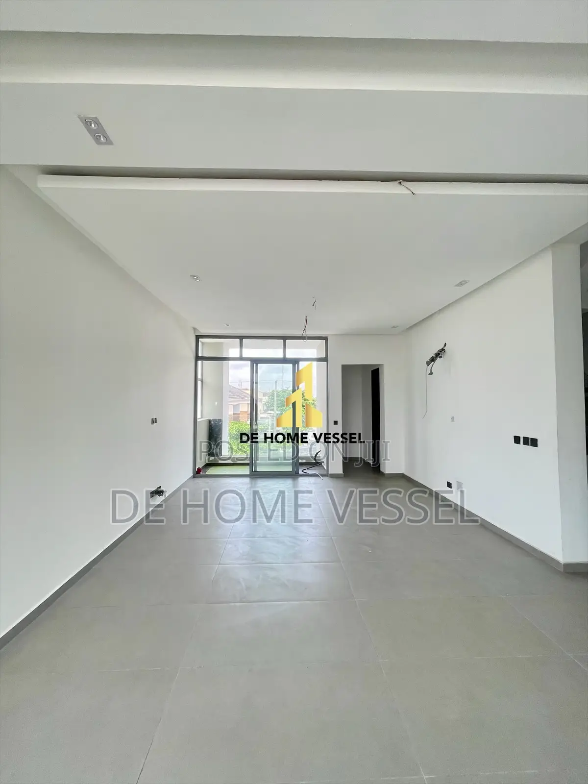 4bdrm Townhouse/Terrace in Lekki Phase 1 for sale