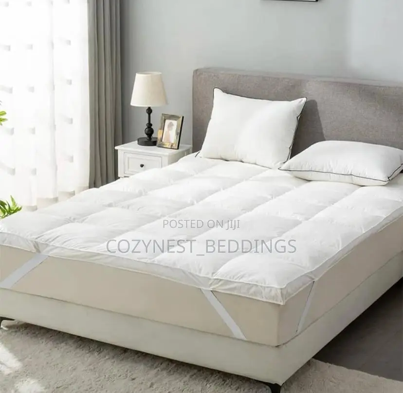 Premium Quilted Mattress Topper – Soft Topper With Straps