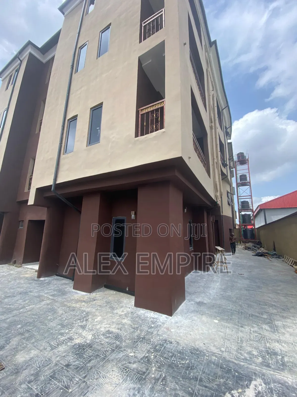 3bdrm Apartment in Bucknor for sale