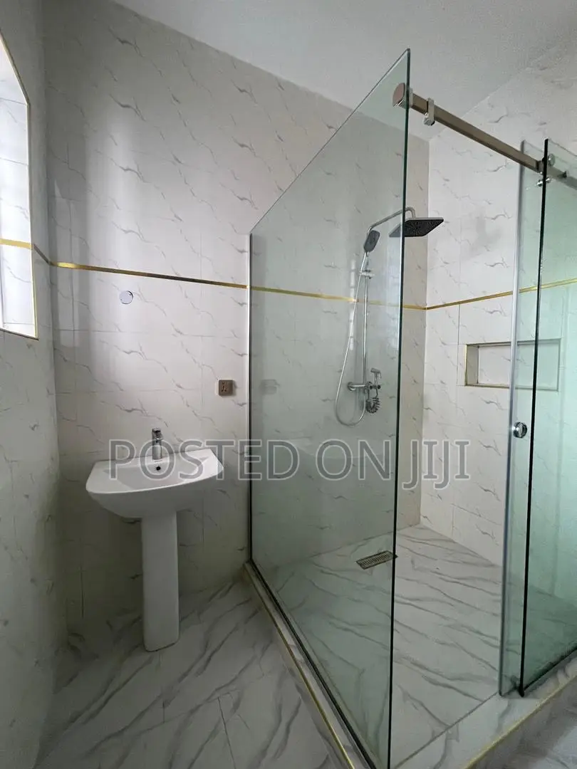 4bdrm Townhouse/Terrace in Ajah for sale