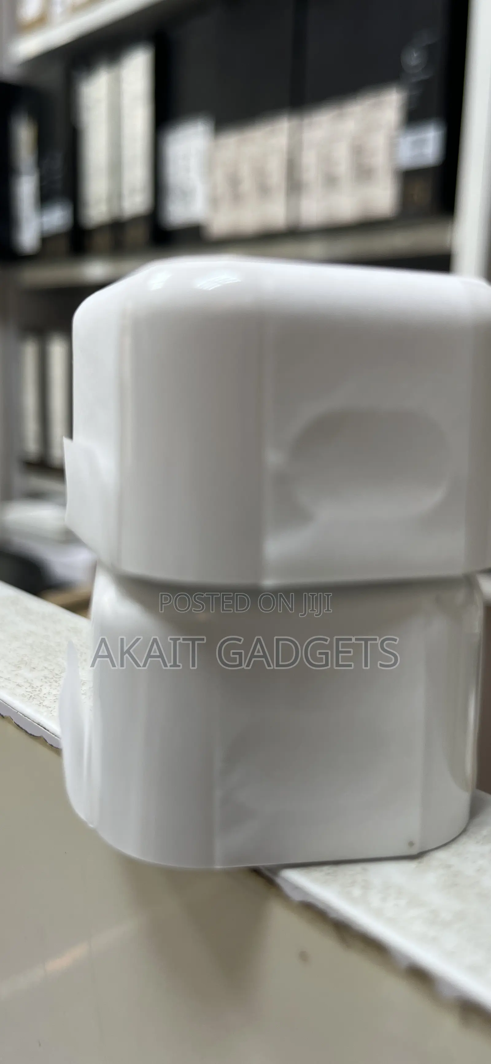 Original Apple Adapter