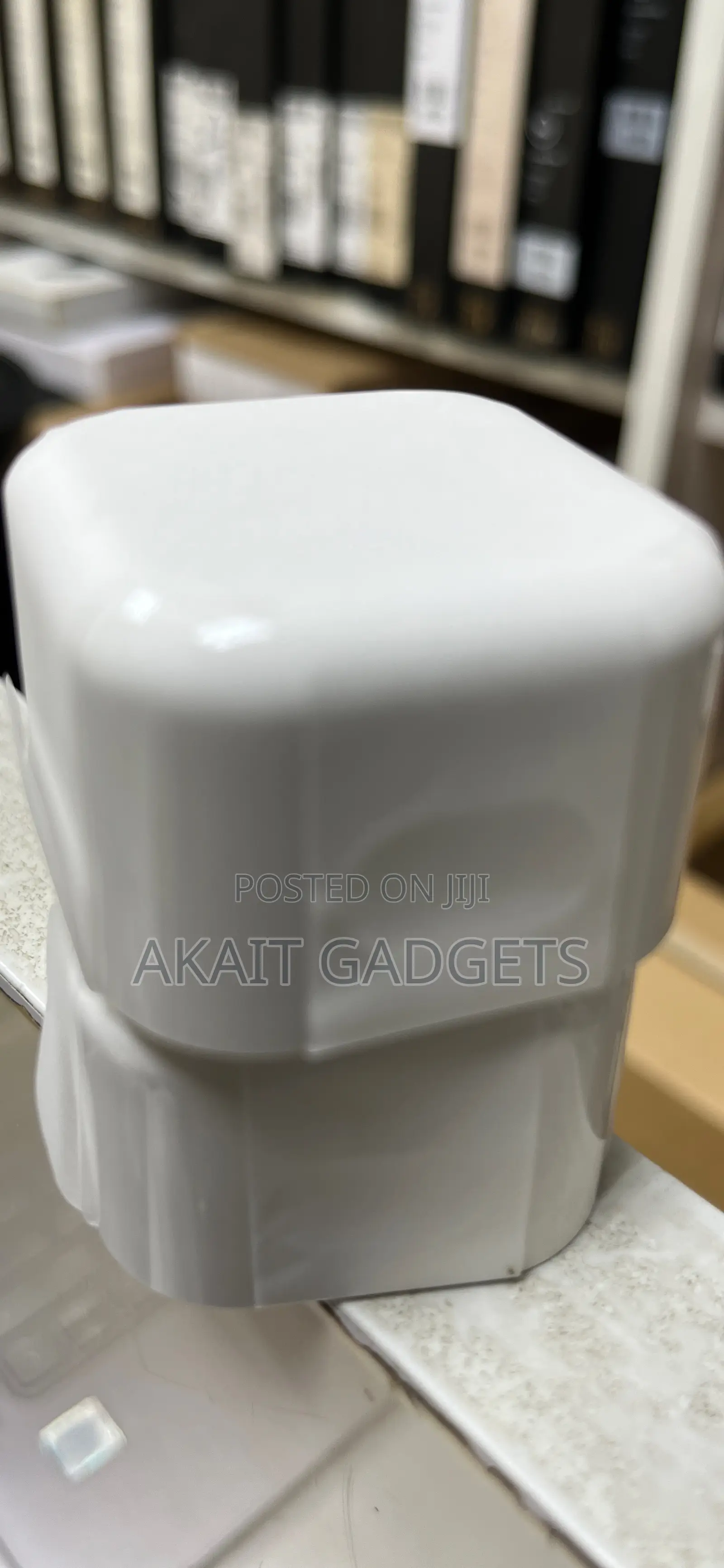 Original Apple Adapter