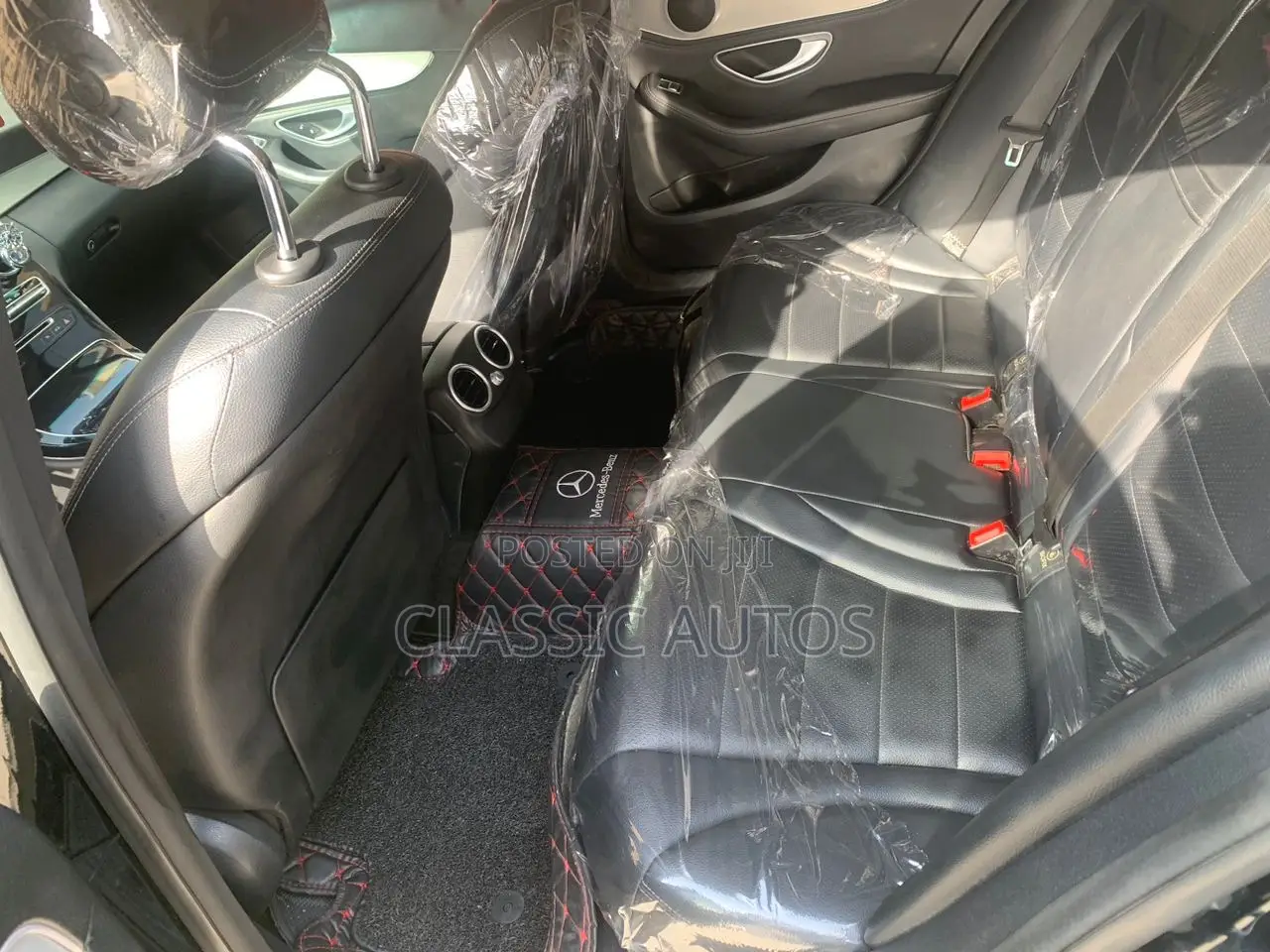 Mercedes-Benz C300 2015 Black