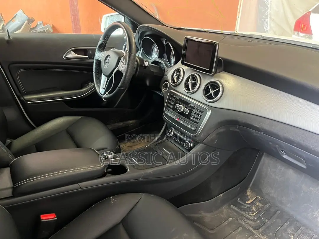 Mercedes-Benz GLA-Class 2015 White