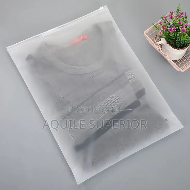 Strong Frosted Ziplock Bag for Boutiques and Clothing, Large 14x20in