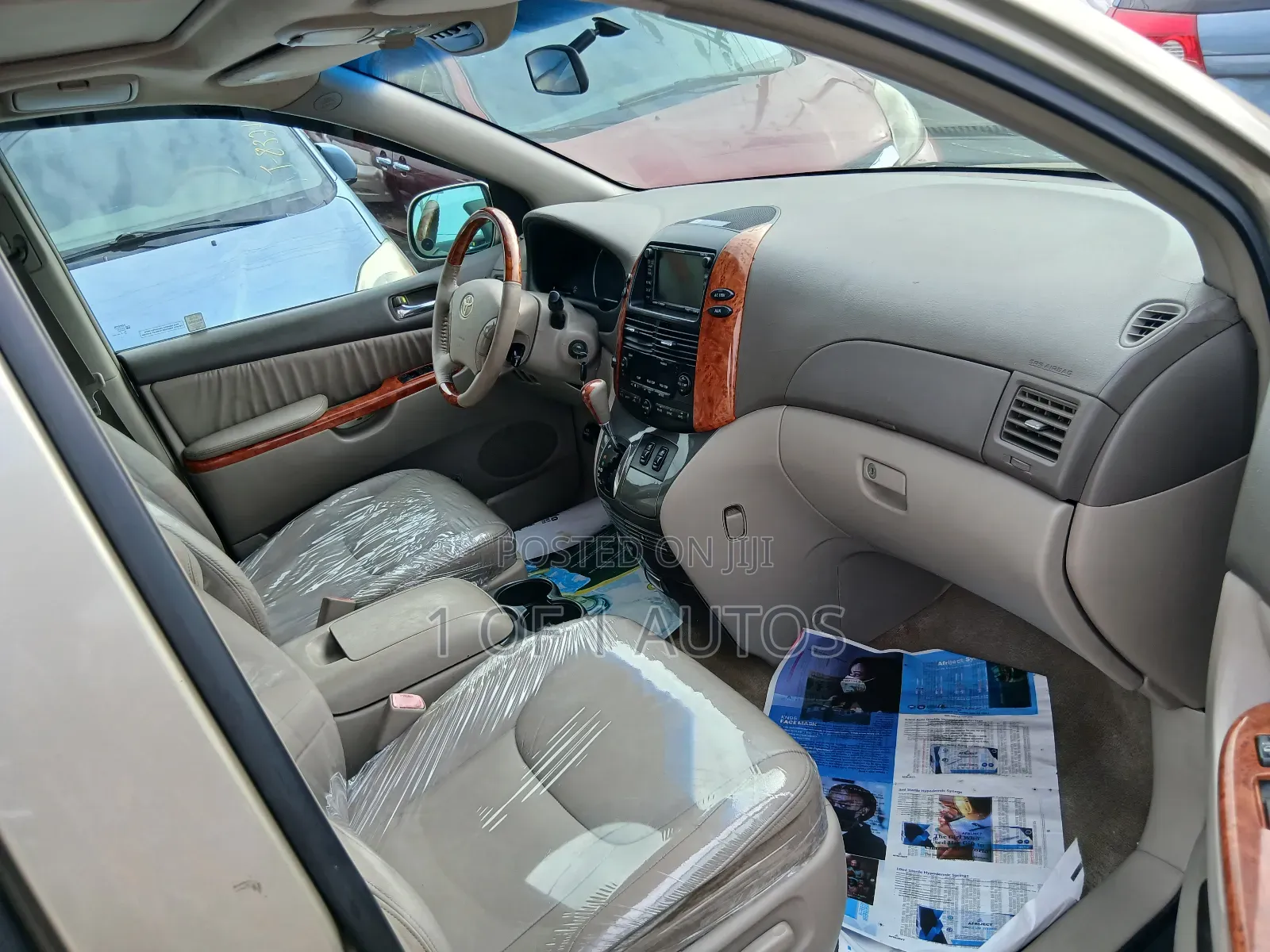 Toyota Sienna XLE 7 Passenger 2010 Gold