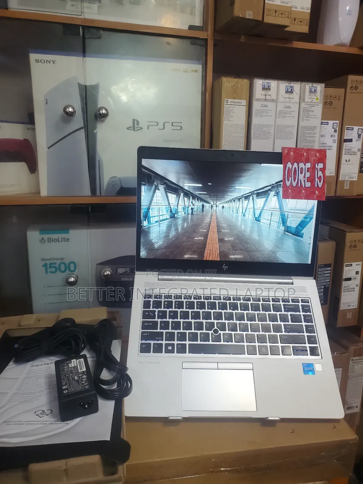 New Laptop HP EliteBook 735 8GB Intel Core 5 SSD 1T