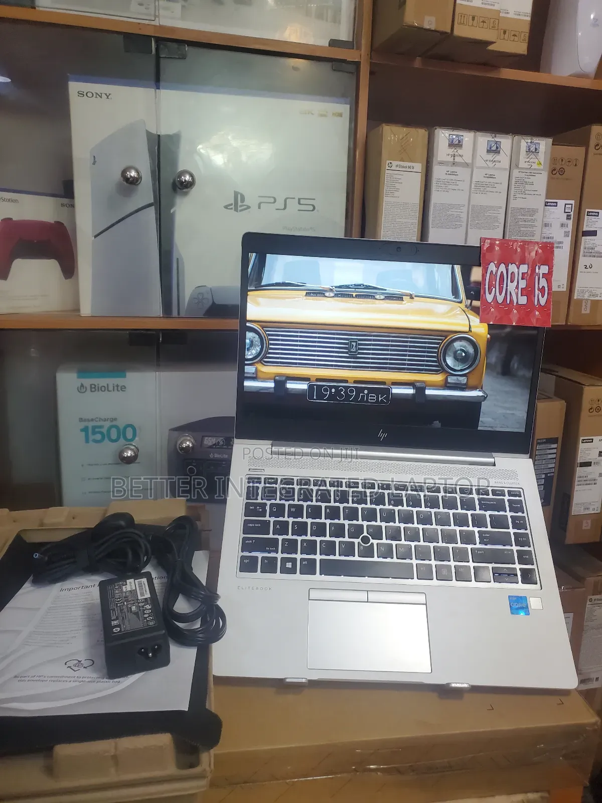 New Laptop HP EliteBook 735 8GB Intel Core 5 SSD 1T
