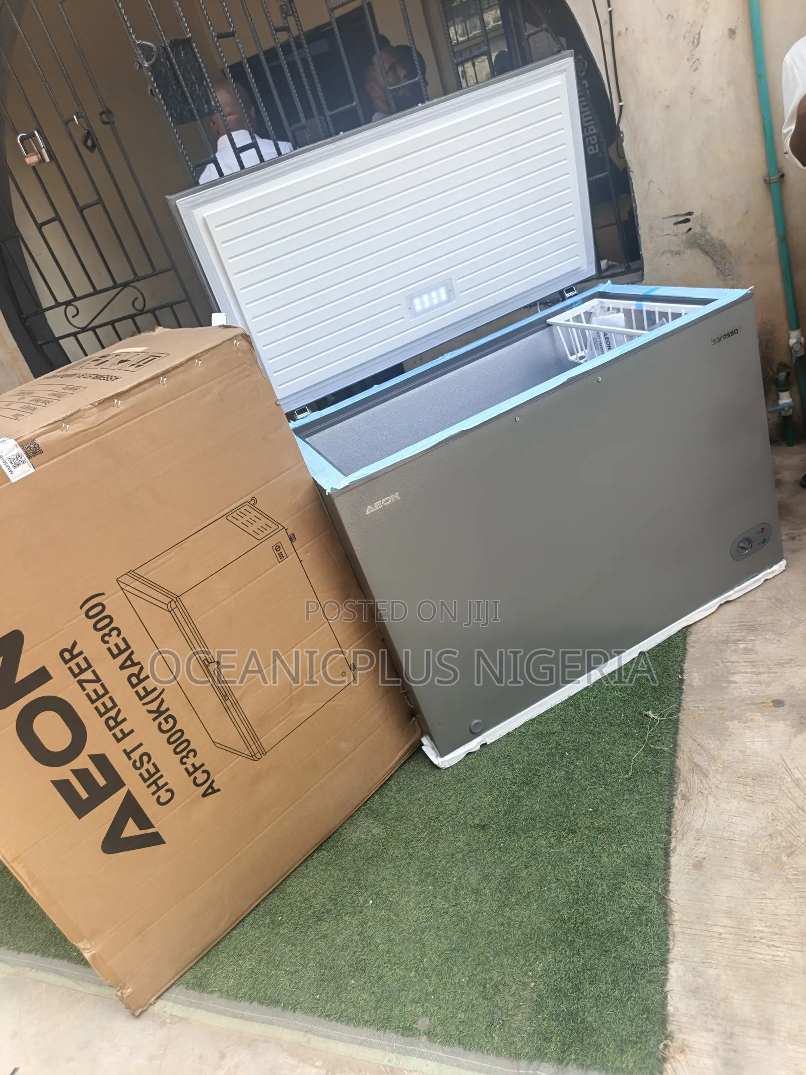 Aeon Acf300gk Chest Freezer 300l Specification