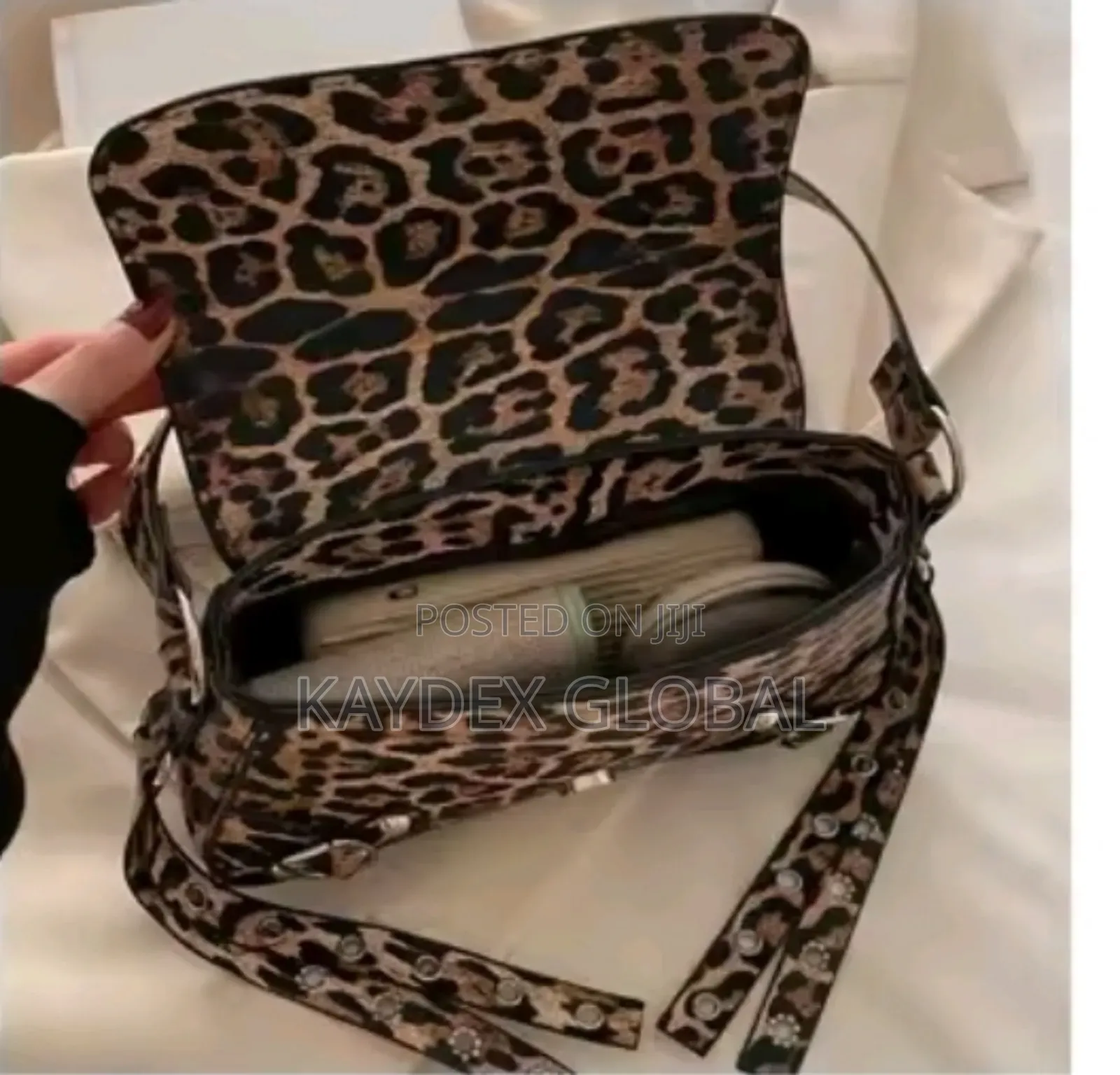 Leopard Designed Trendy Handbag